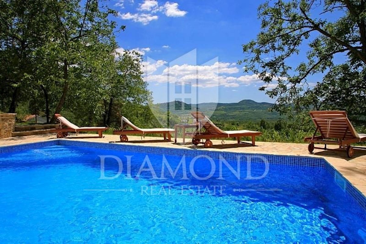 Oprtalj dintorni, villa con piscina e vista panoramica