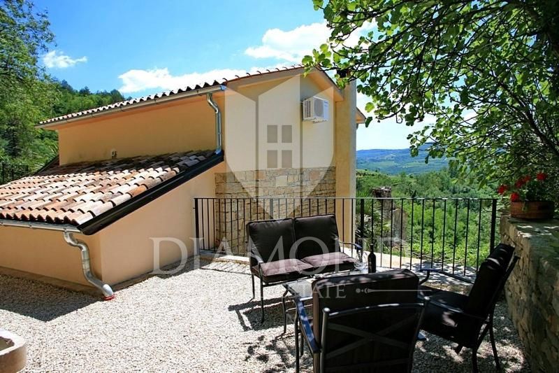 Oprtalj dintorni, villa con piscina e vista panoramica