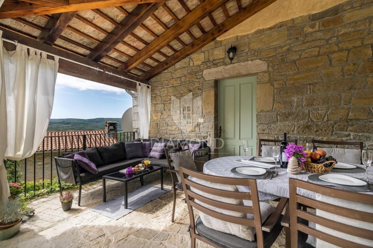 Oprtalj dintorni, villa con piscina e vista panoramica