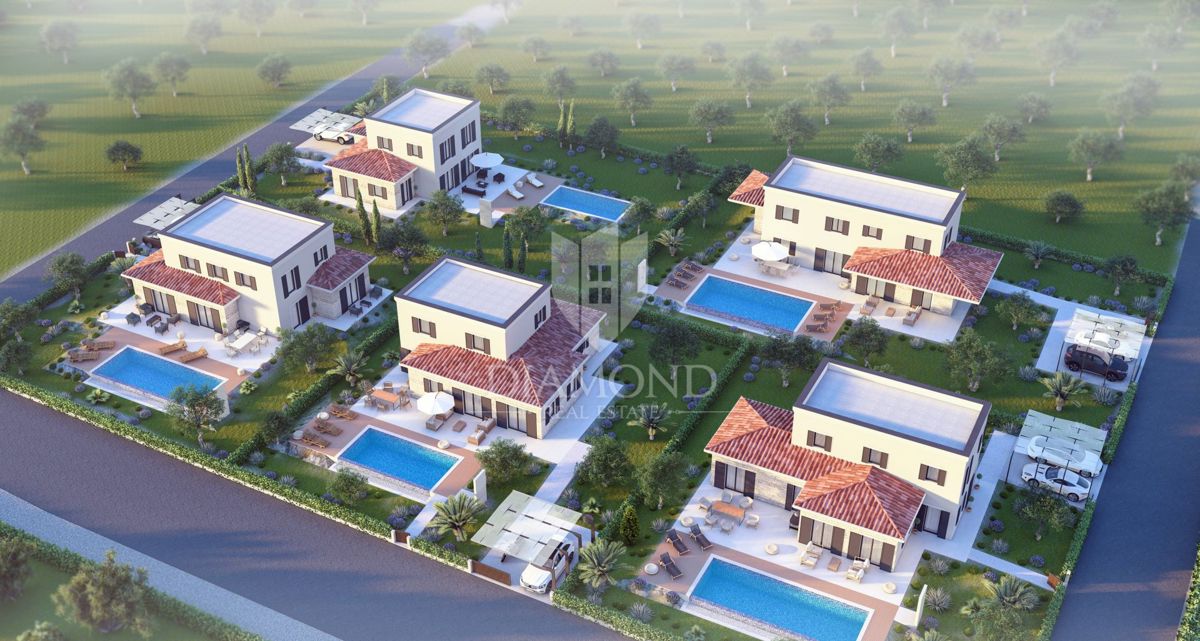 Parenzo, un'imponente villa con piscina in un posto tranquillo!