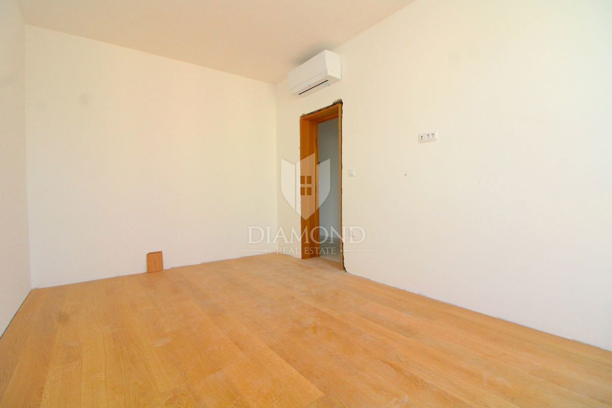 Labin, attico di lusso con vista mare