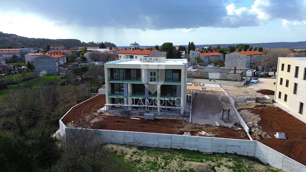 Labin, attico di lusso con vista mare