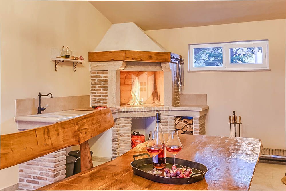 Fasana, dintorni, bellissima casa vacanze vicino al mare! 