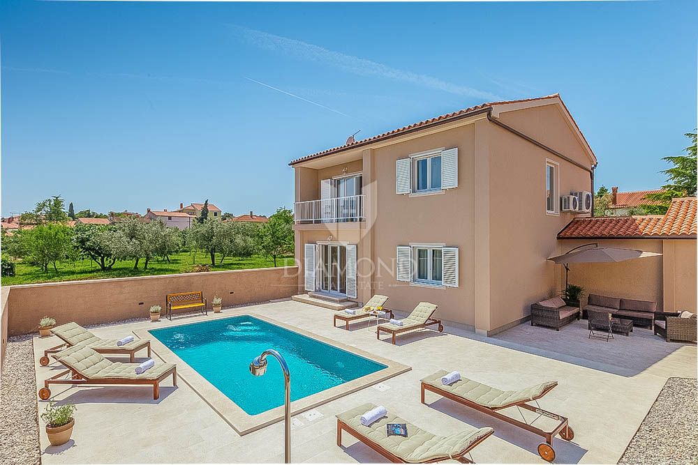 Fasana, dintorni, bellissima casa vacanze vicino al mare! 