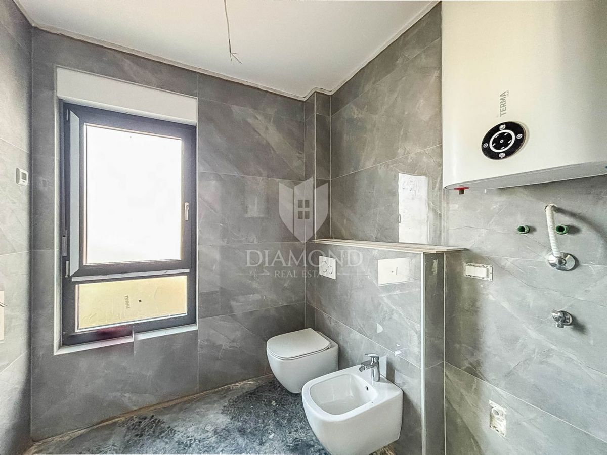 Umago, San Lorenzo, Appartamento con vista mare!