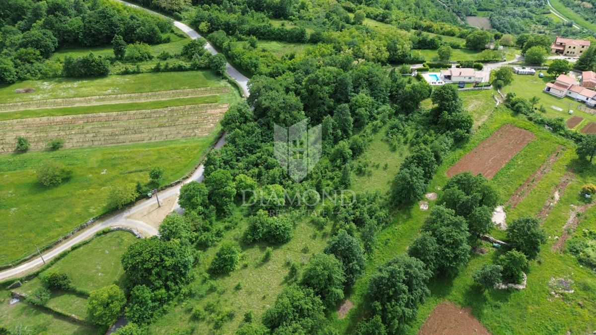 Labin, terreno agricolo-edificabile