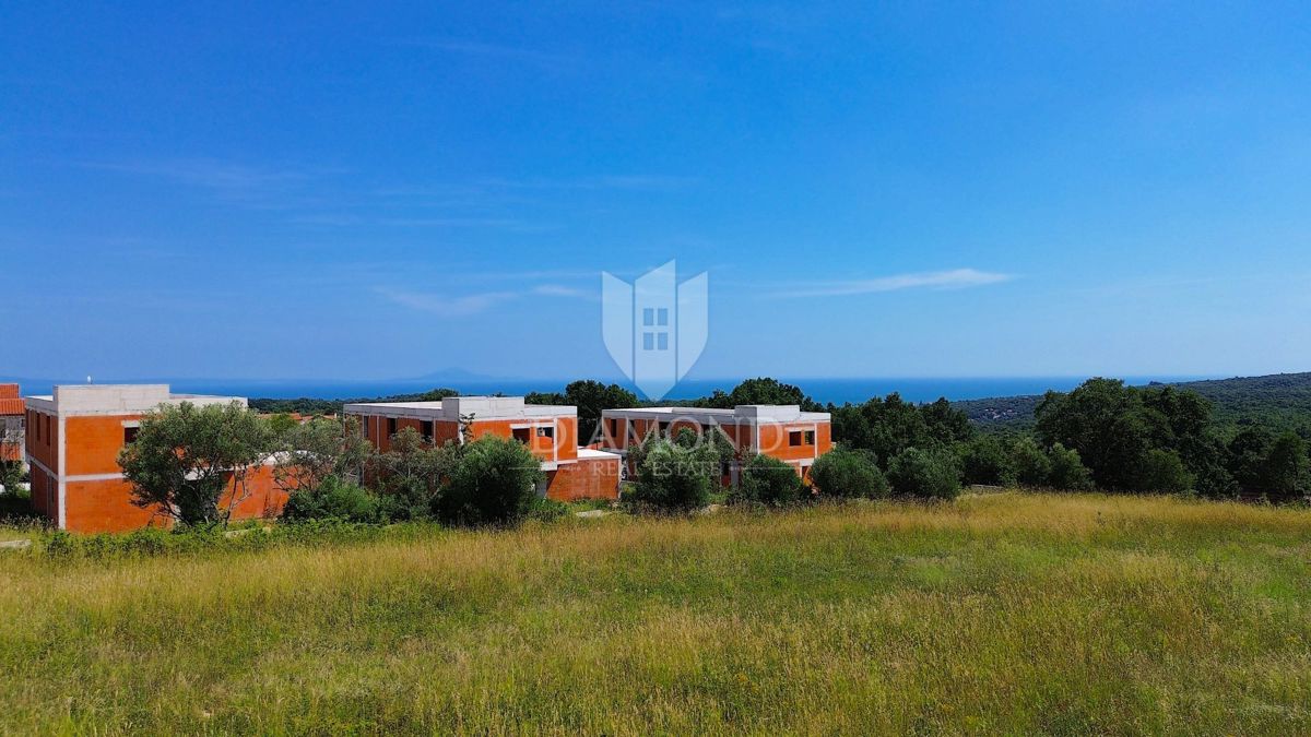 Marčana, terreno edificabile con vista mare