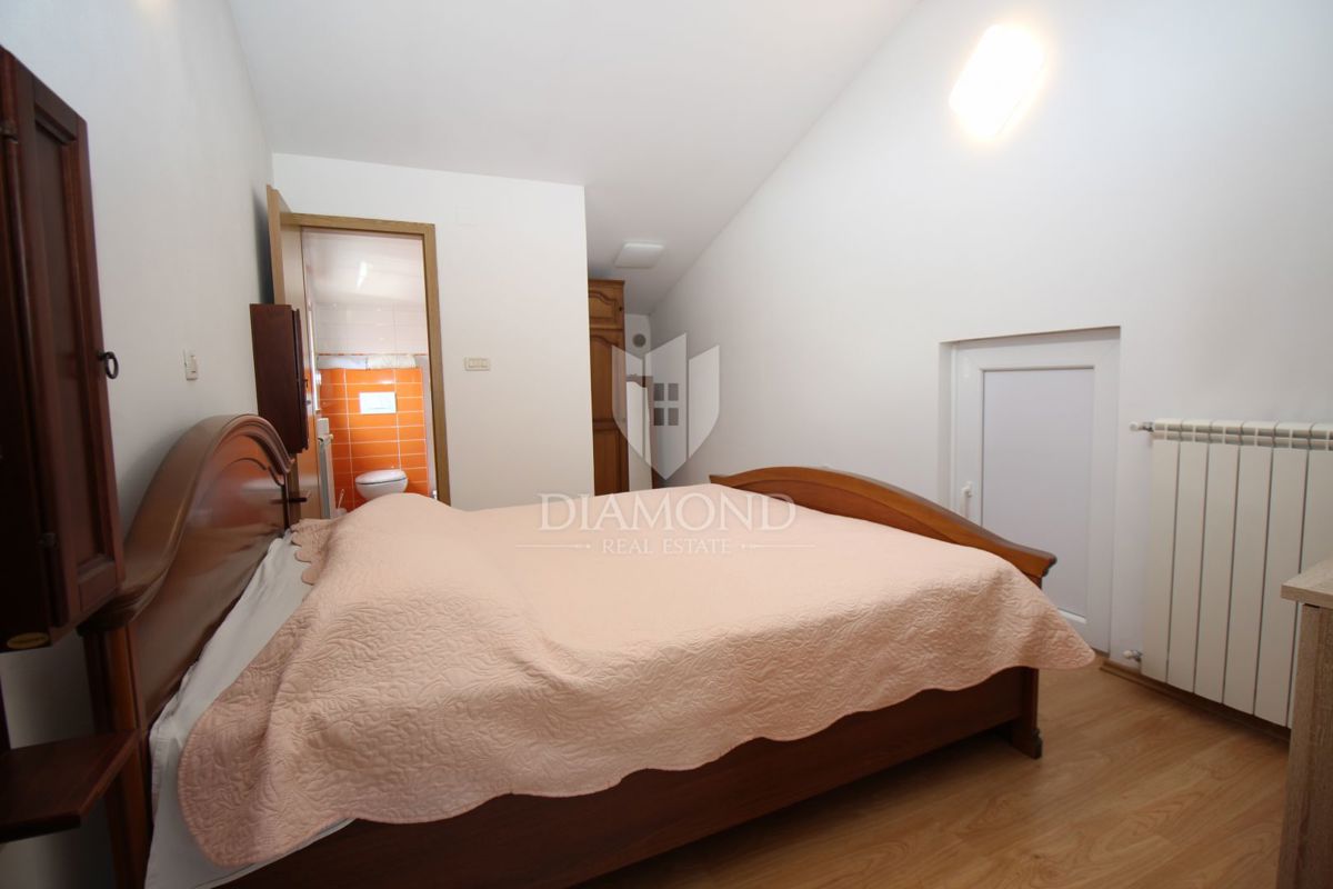 Labin, dintorni, casa affascinante con ampio giardino