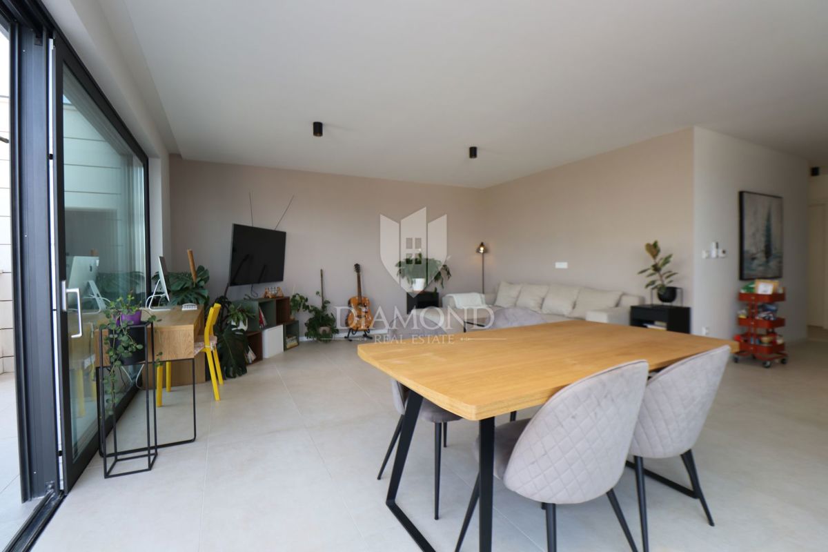 Crikvenica, appartamento di lusso con piscina privata e splendida vista sul mare