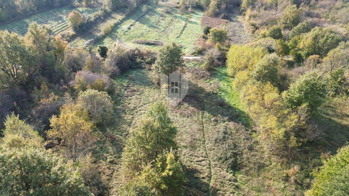 Terreno edificabile vicino a Albona