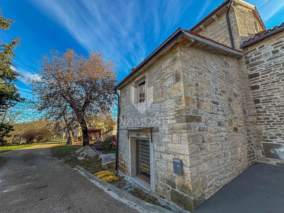 Buie, Grisignana, casa tradizoinale istriana con piscina!