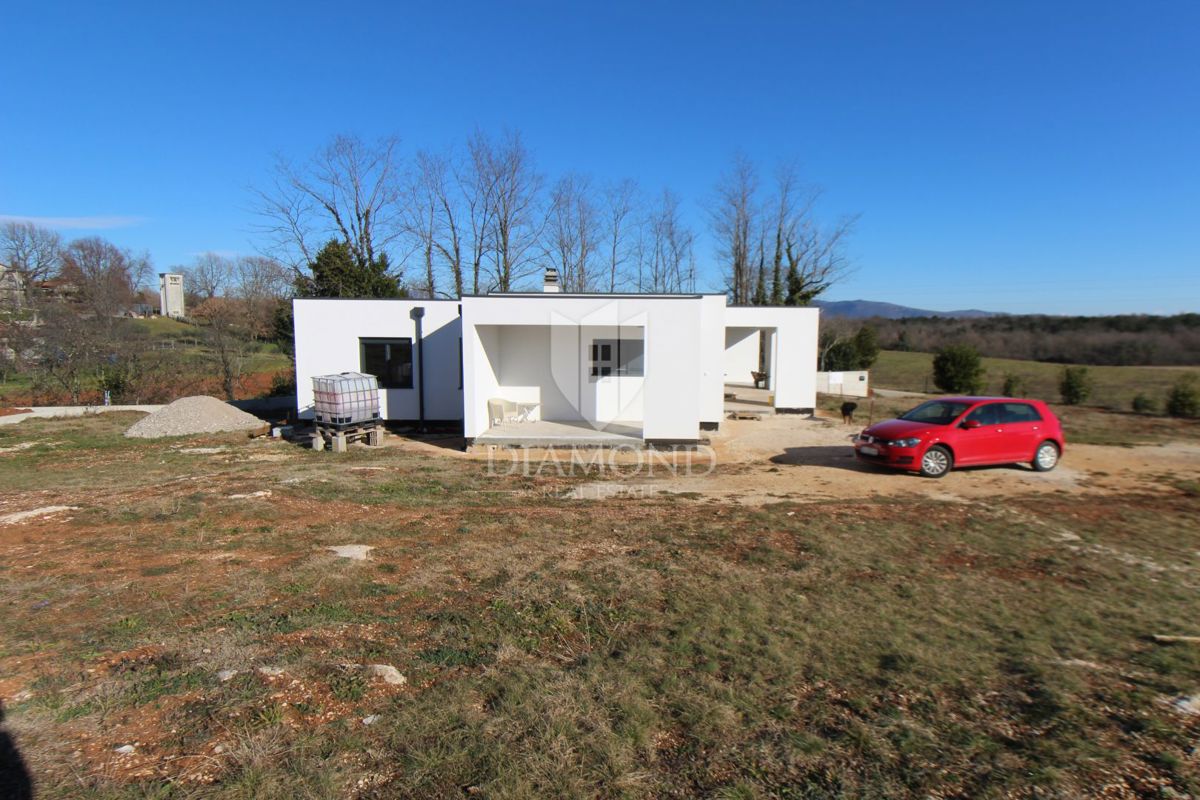 Casa moderna vicino a Albona