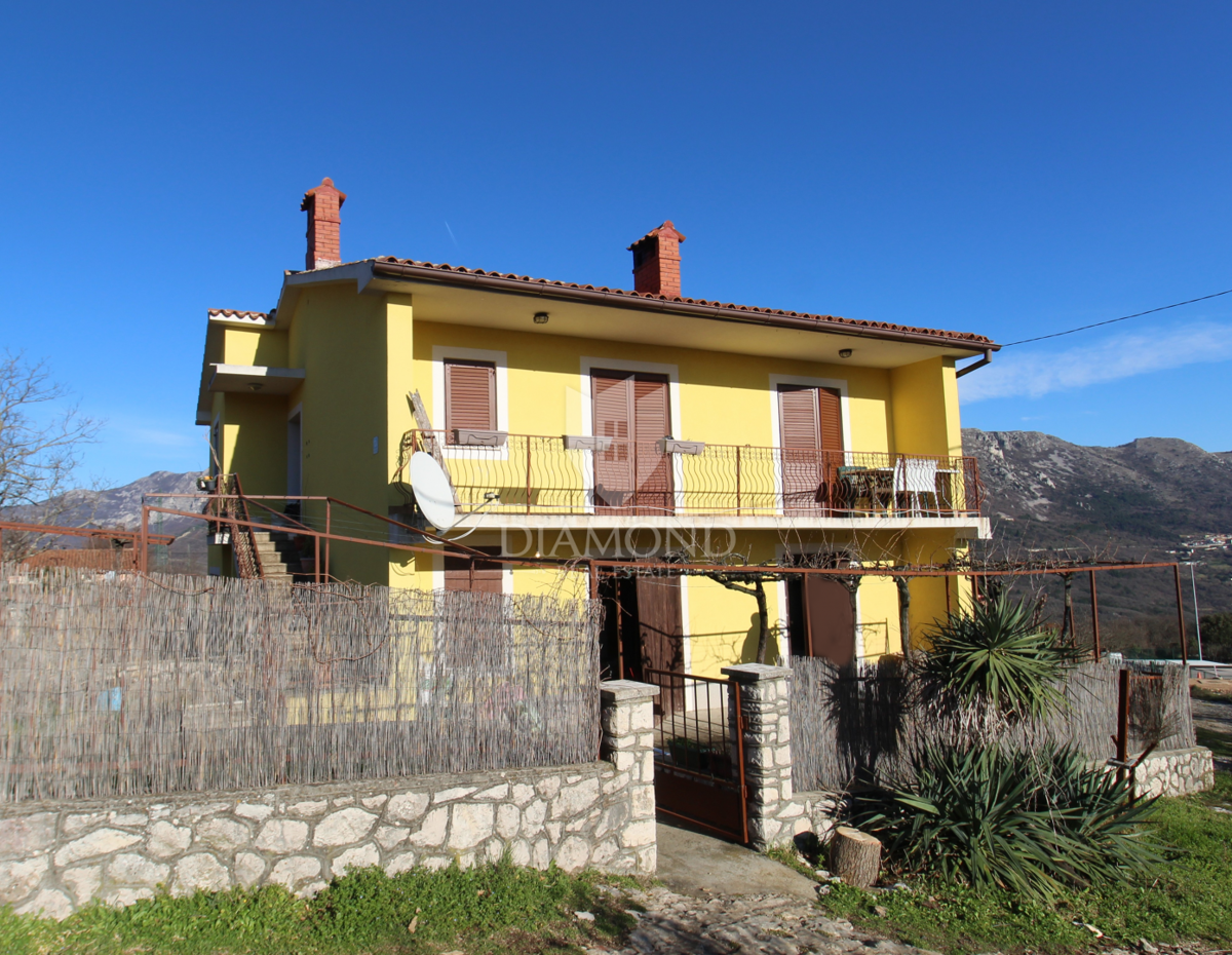 Kršan, dintorni, casa con vista mare 