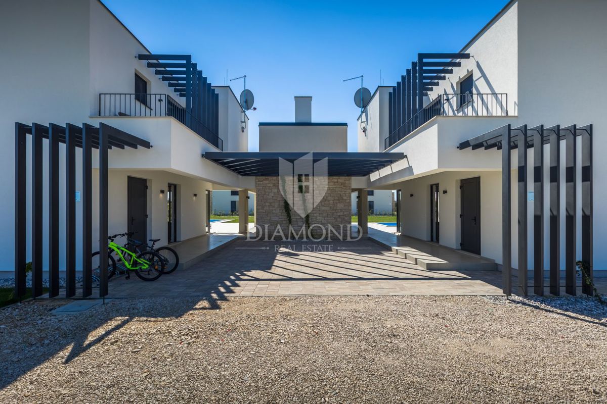 Verteneglio, bellissima villa con piscina ai margini del villaggio