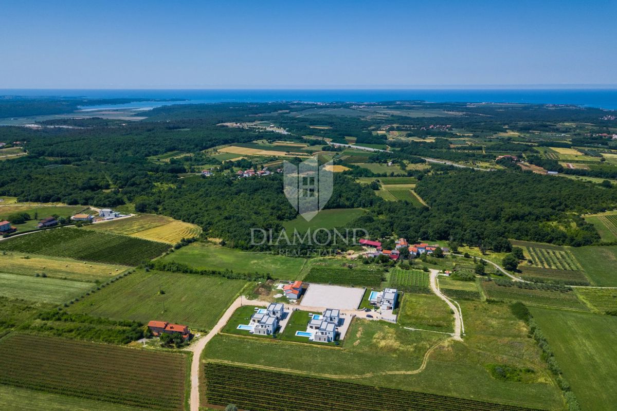 Verteneglio, bellissima villa con piscina ai margini del villaggio