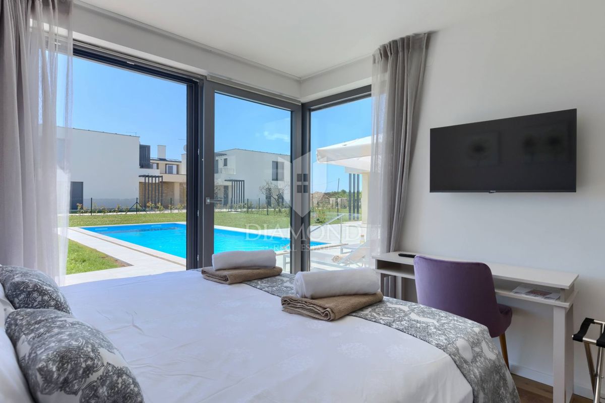 Verteneglio, bellissima villa con piscina ai margini del villaggio