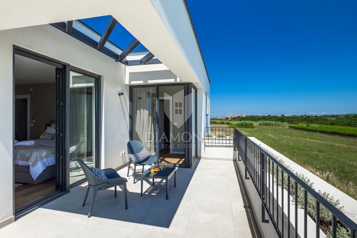 Verteneglio, bellissima villa con piscina ai margini del villaggio