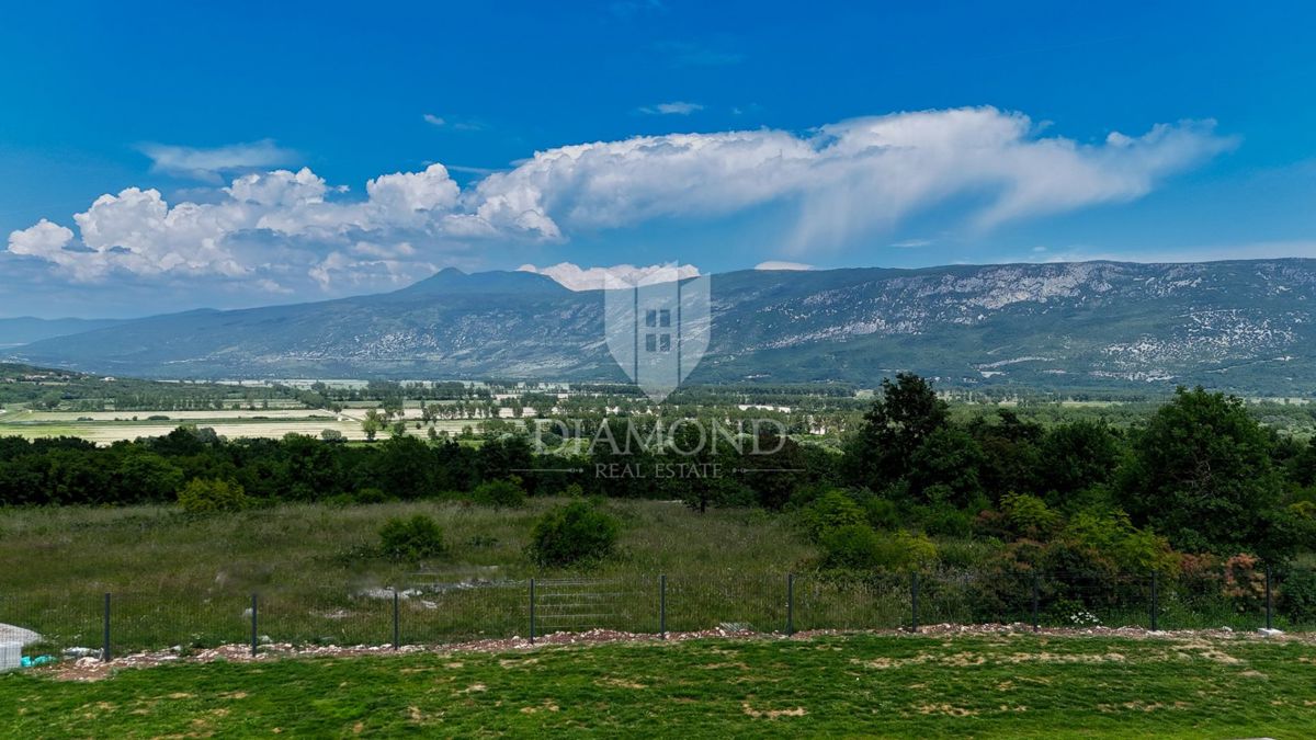 Labin, dintorni, bellissima villa con vista sulle montagne