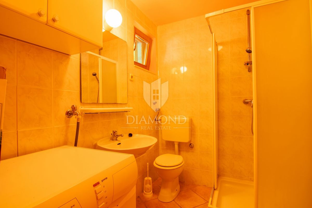 Mošćenička Draga, casa a 500 metri dalla spiaggia