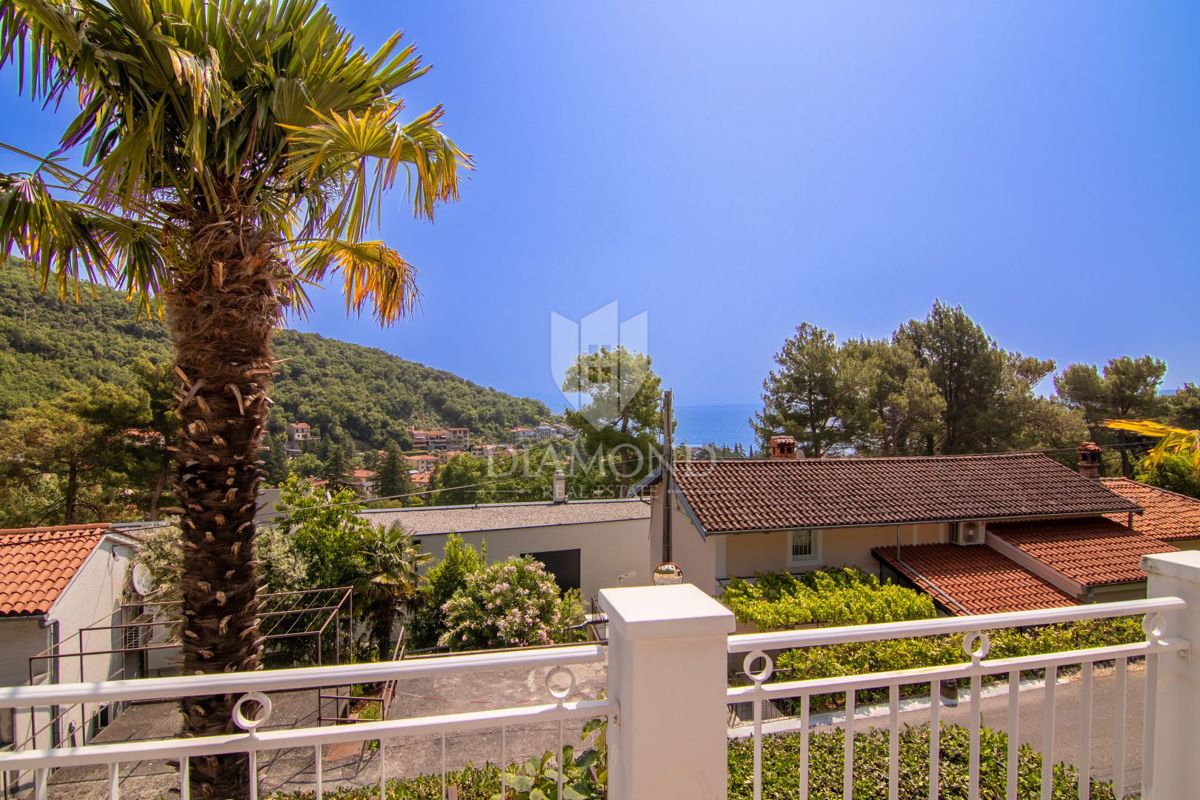 Mošćenička Draga, casa a 500 metri dalla spiaggia