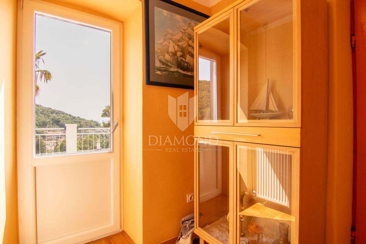 Mošćenička Draga, casa a 500 metri dalla spiaggia