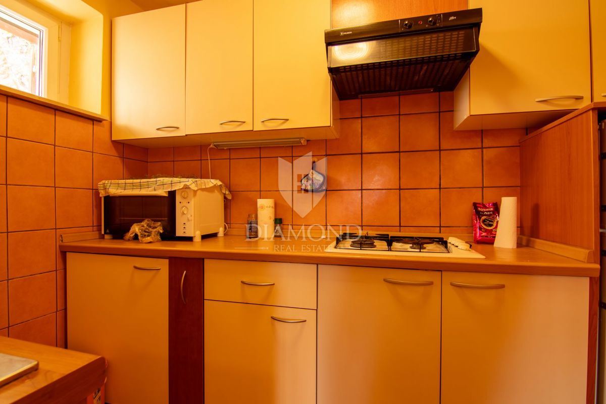 Mošćenička Draga, casa a 500 metri dalla spiaggia