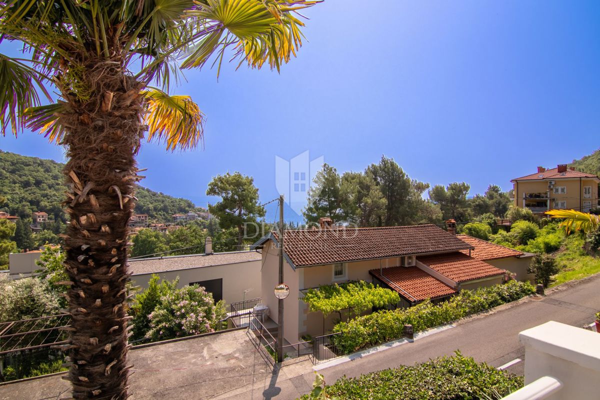 Mošćenička Draga, casa a 500 metri dalla spiaggia