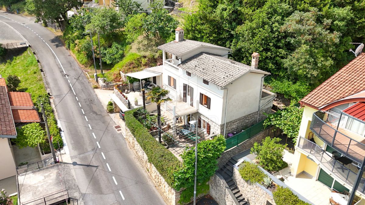 Mošćenička Draga, casa a 500 metri dalla spiaggia