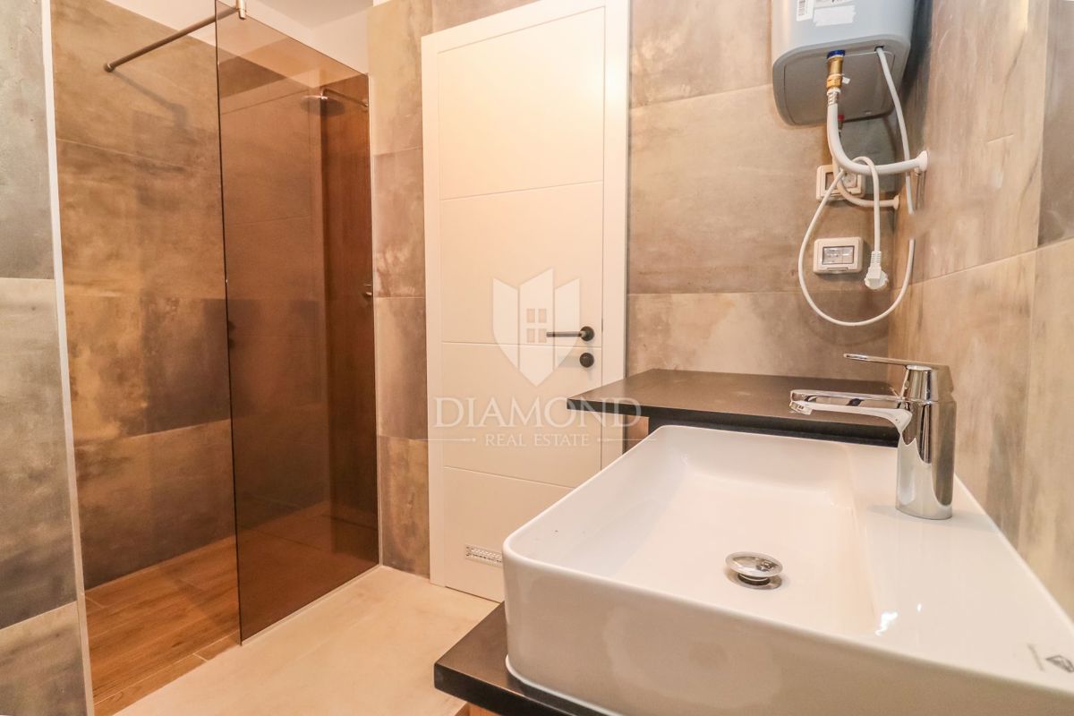 Ottimo appartamento in una nuova costruzione con vista sul mare - Volme