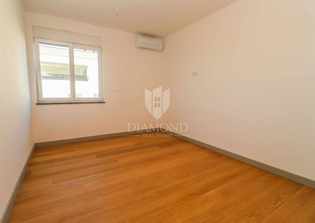 Ottimo appartamento in una nuova costruzione con vista sul mare - Volme