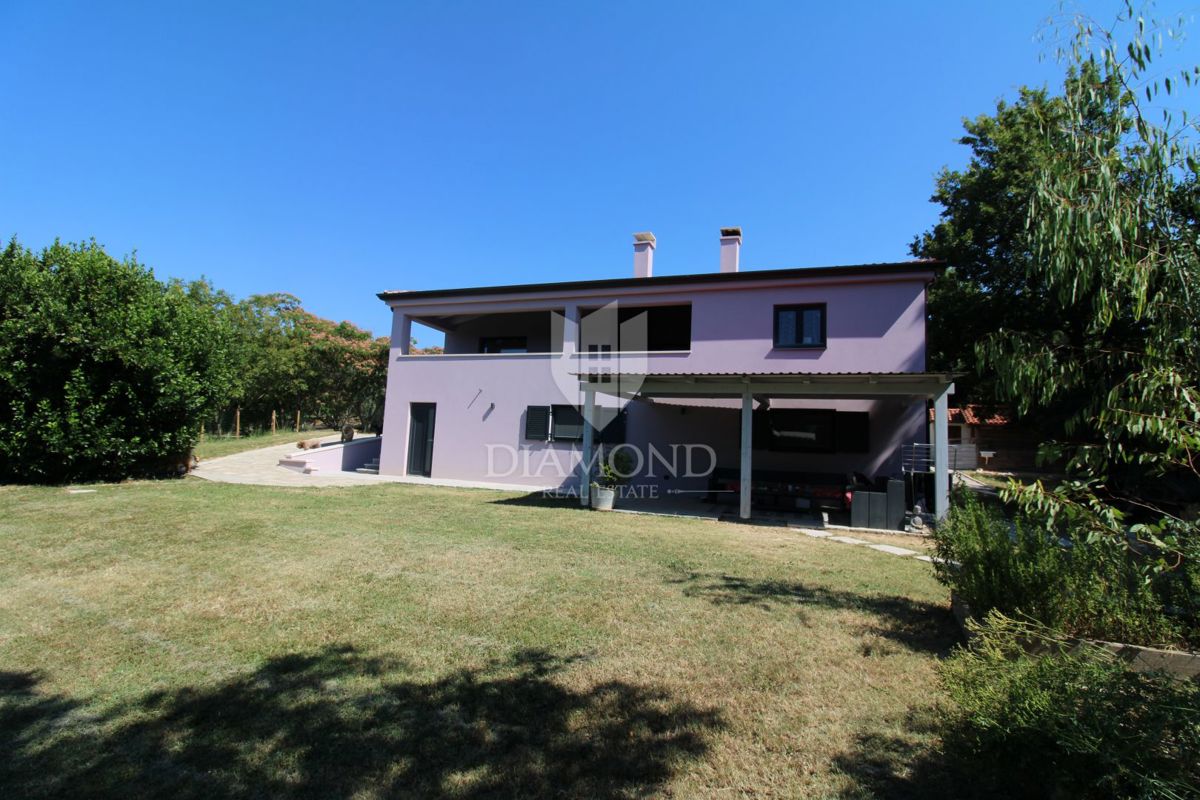 Istria centrale, Gračišće, bella casa immersa nella foresta