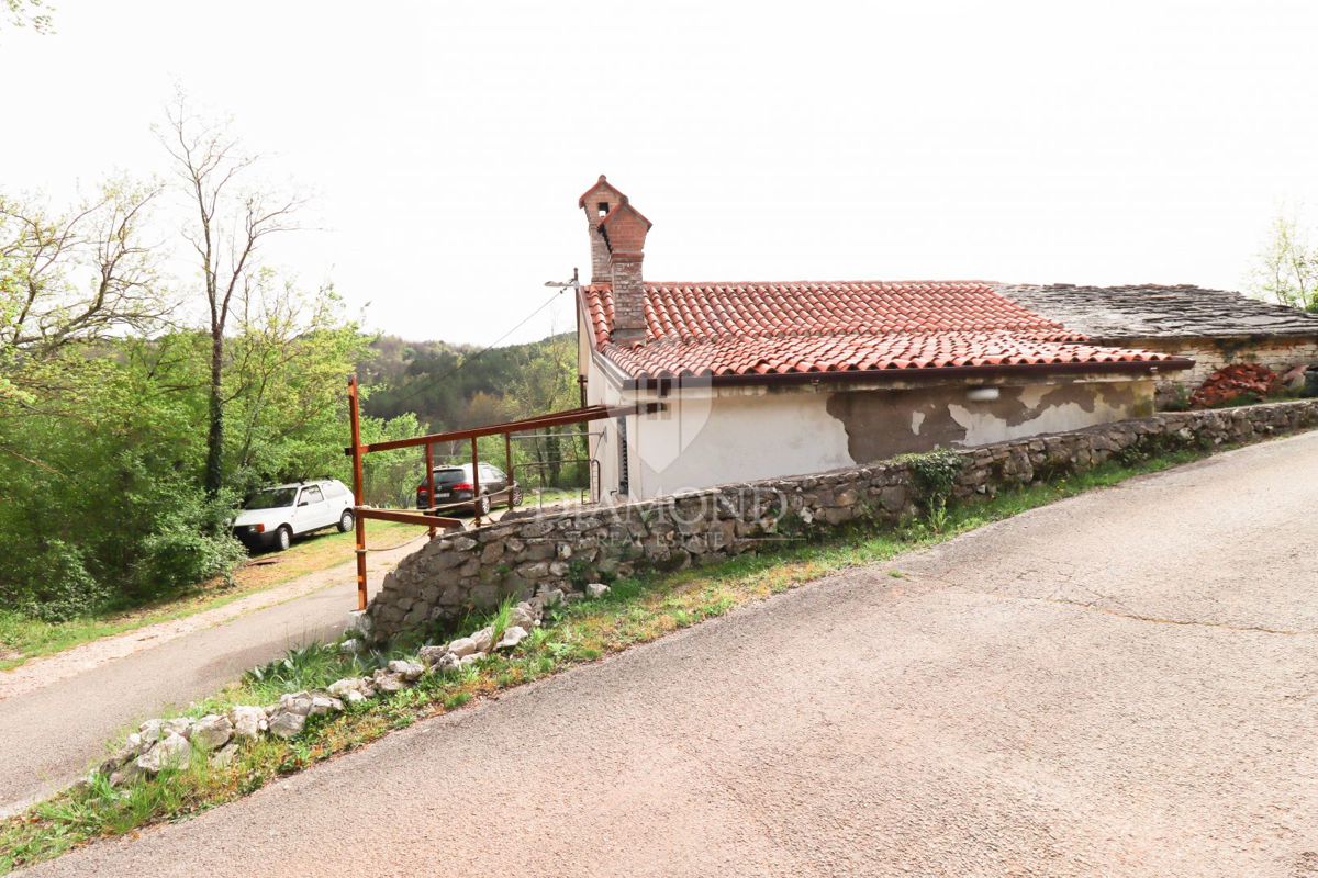 Istria, Grisignana!Bella casa con vista su Oprtalj!