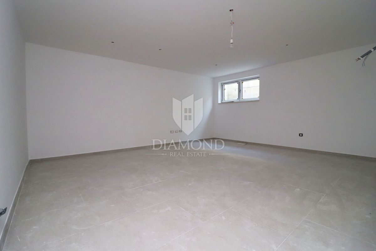 Parenzo, villa moderna in una posizione esclusiva