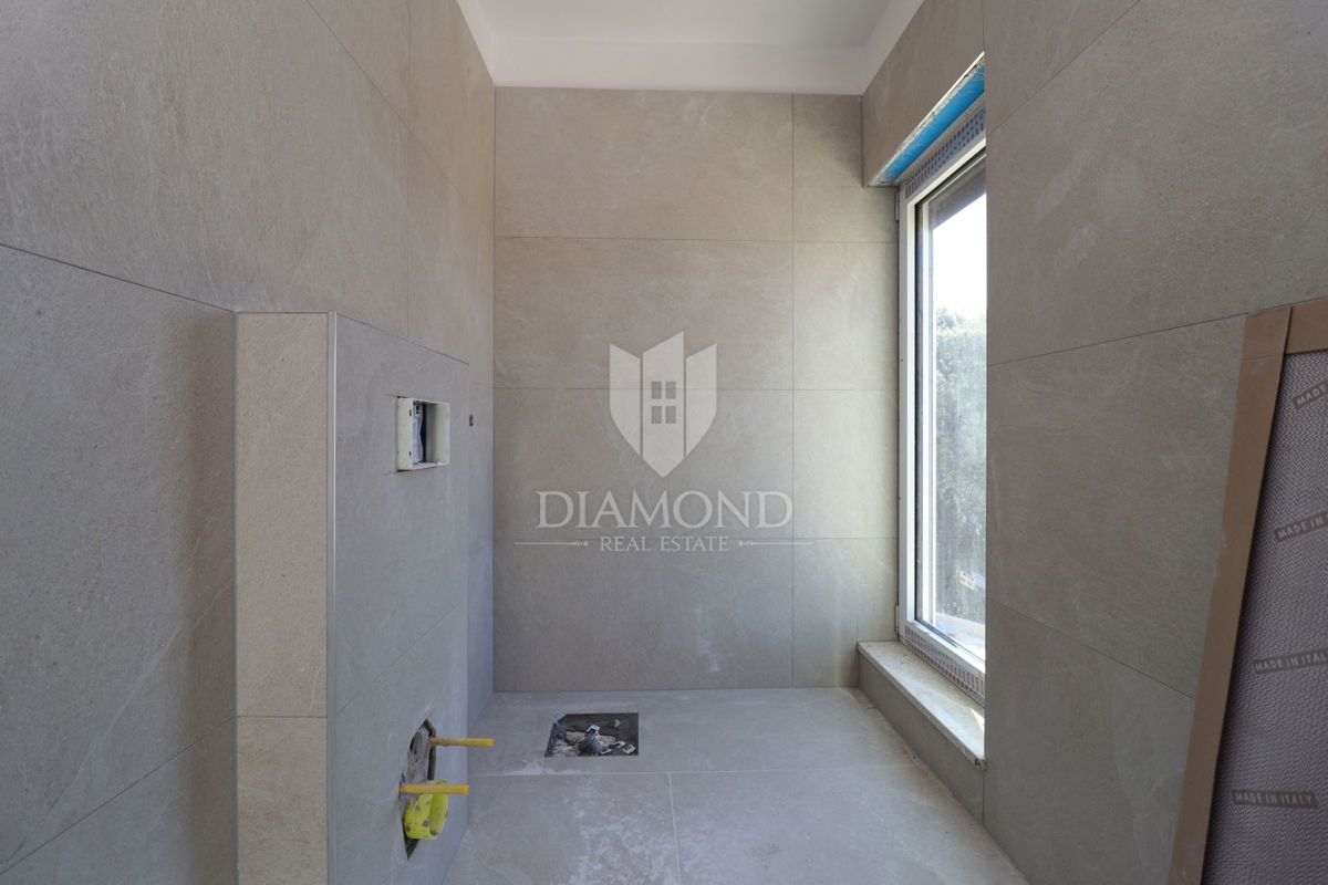 Parenzo, villa moderna in una posizione esclusiva