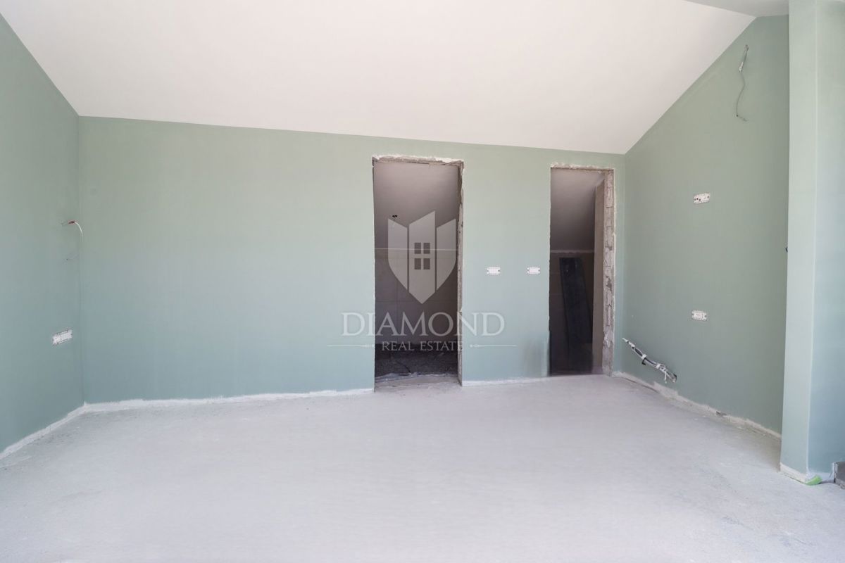 Parenzo, villa moderna in una posizione esclusiva