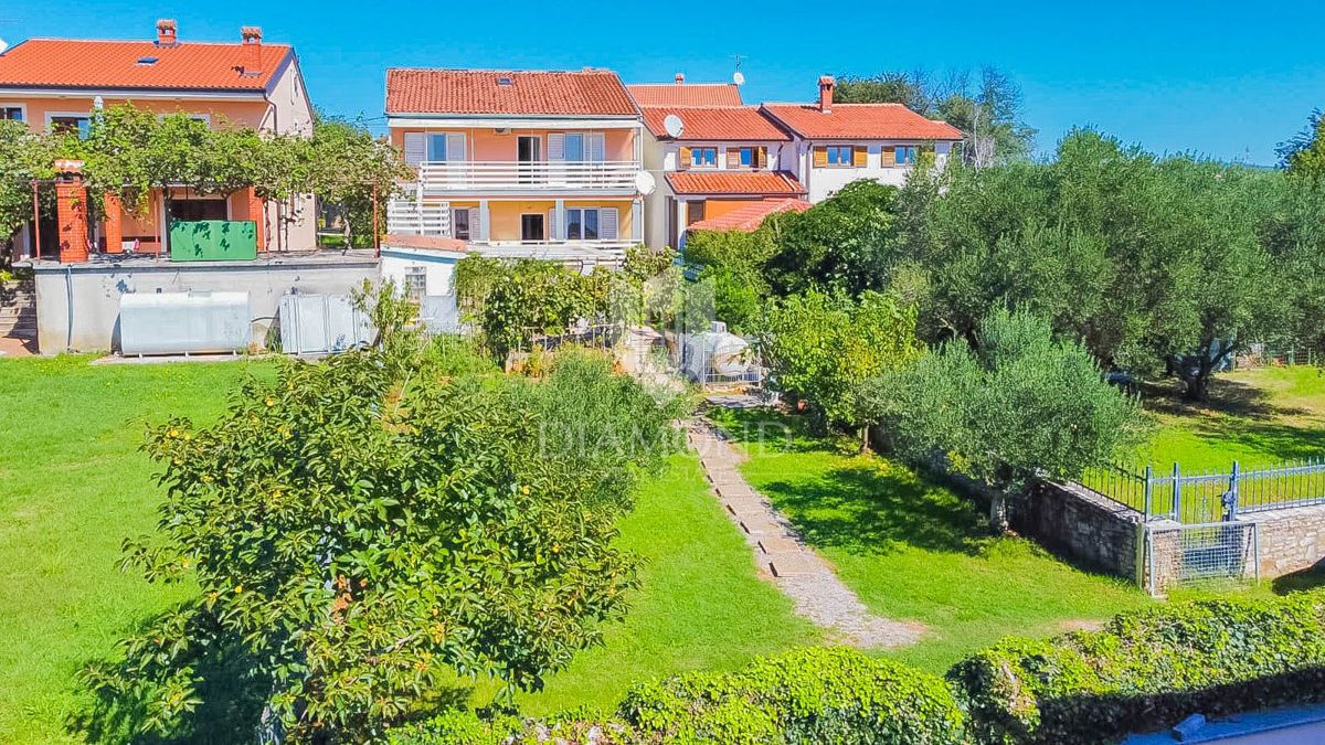 Umago, dintorni! Casa con 5 camere da letto!