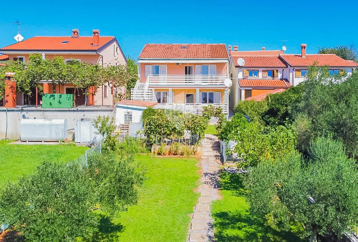 Umago, dintorni! Casa con 5 camere da letto!