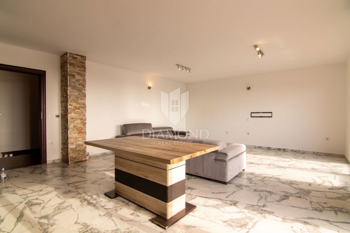 Appartamento Srdoči, Rijeka, 132m2