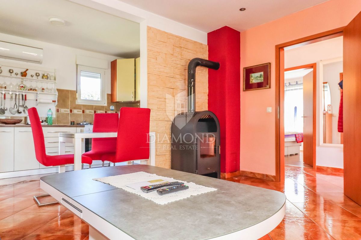 Rovigno, dintorni, bellissima casa con piscina!