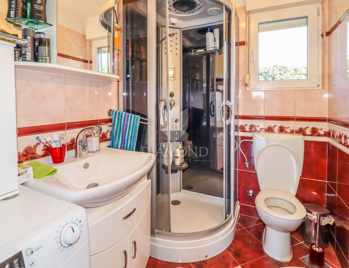 Rovigno, dintorni, bellissima casa con piscina!