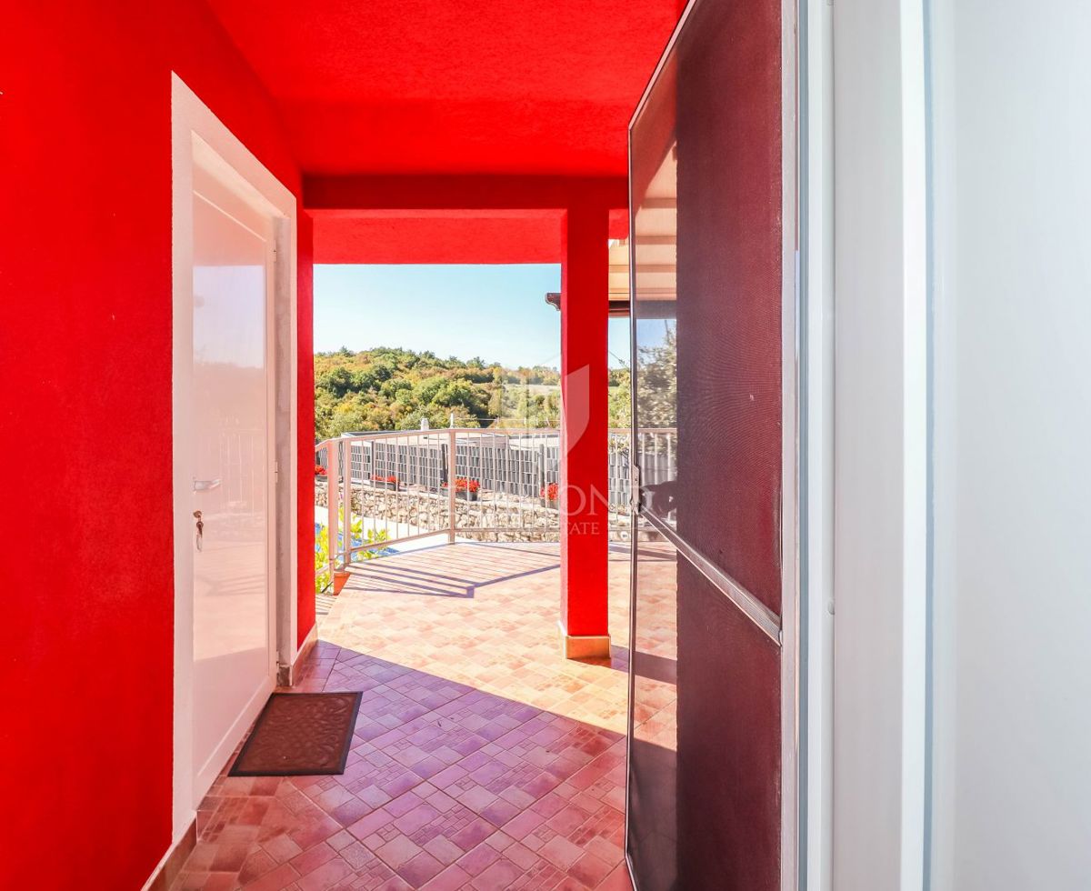 Rovigno, dintorni, bellissima casa con piscina!