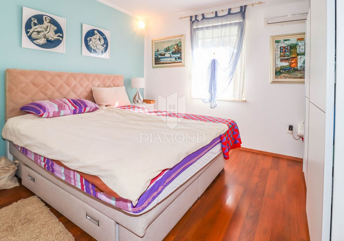 Rovigno, dintorni, bellissima casa con piscina!