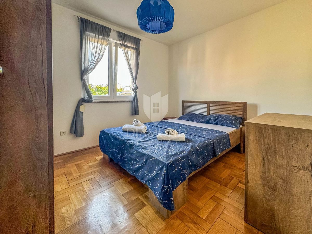 Novigrad, piano terra 71 m2, 300 m dal mare