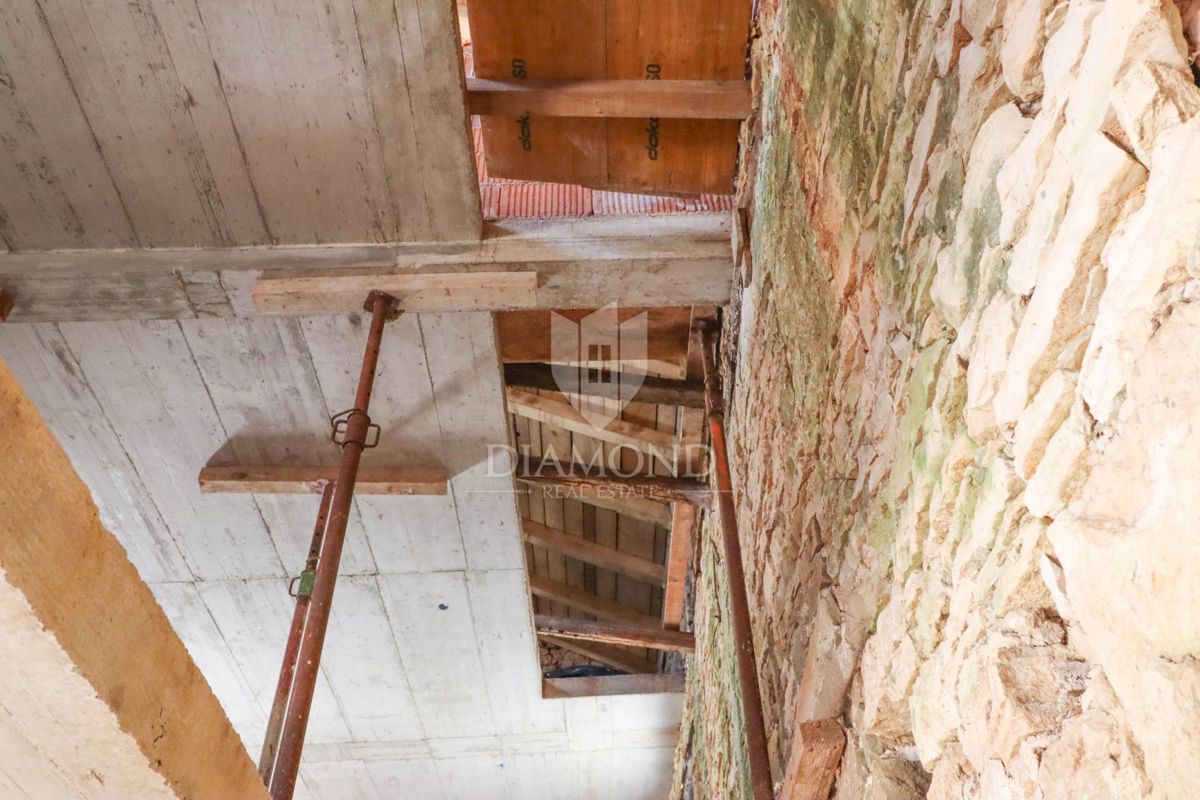 Buie, dintorni! Casa ristrutturata con 3 camere da letto!