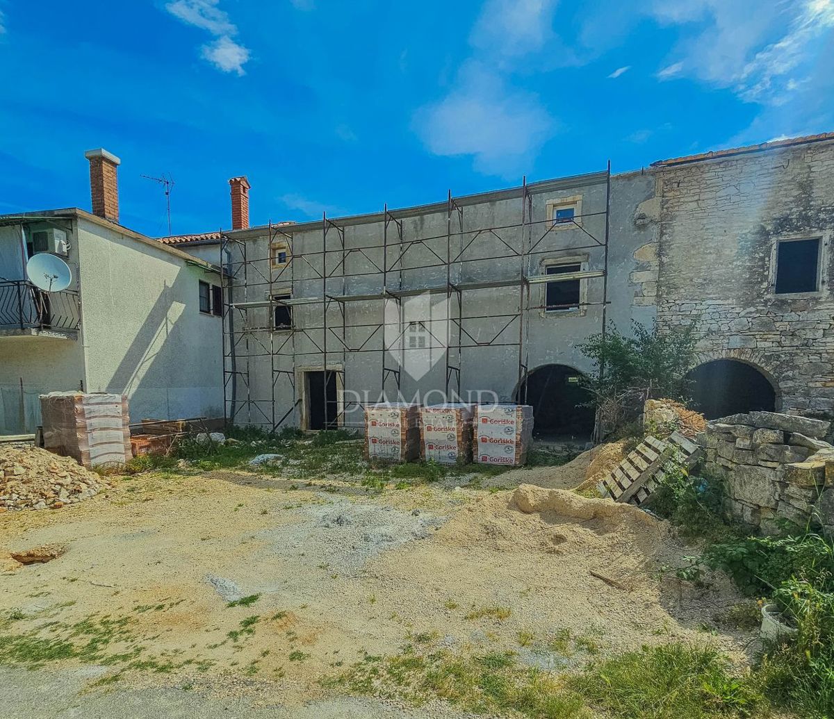 Buie, dintorni! Casa ristrutturata con 3 camere da letto!