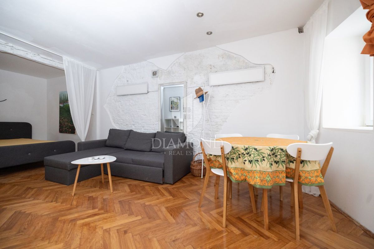 Rovigno, centrostorico, monolocale di qualità al piano terra 