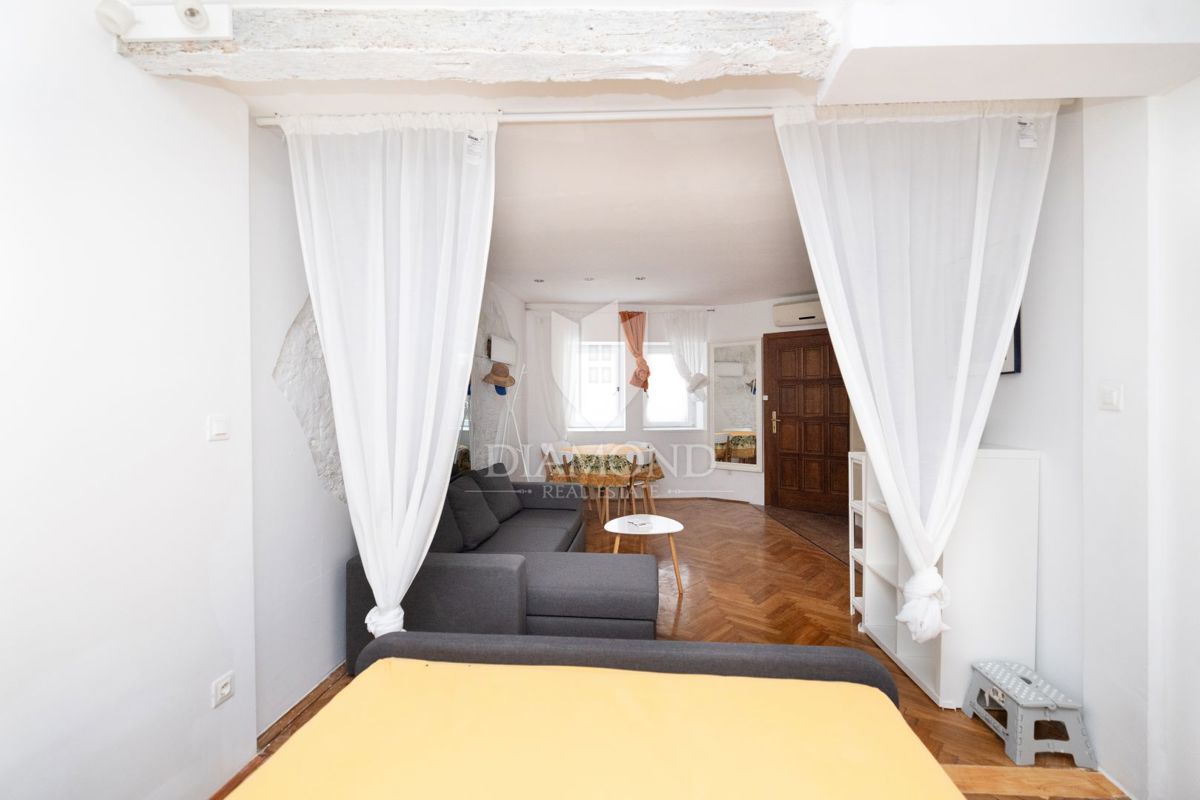 Rovigno, centrostorico, monolocale di qualità al piano terra 