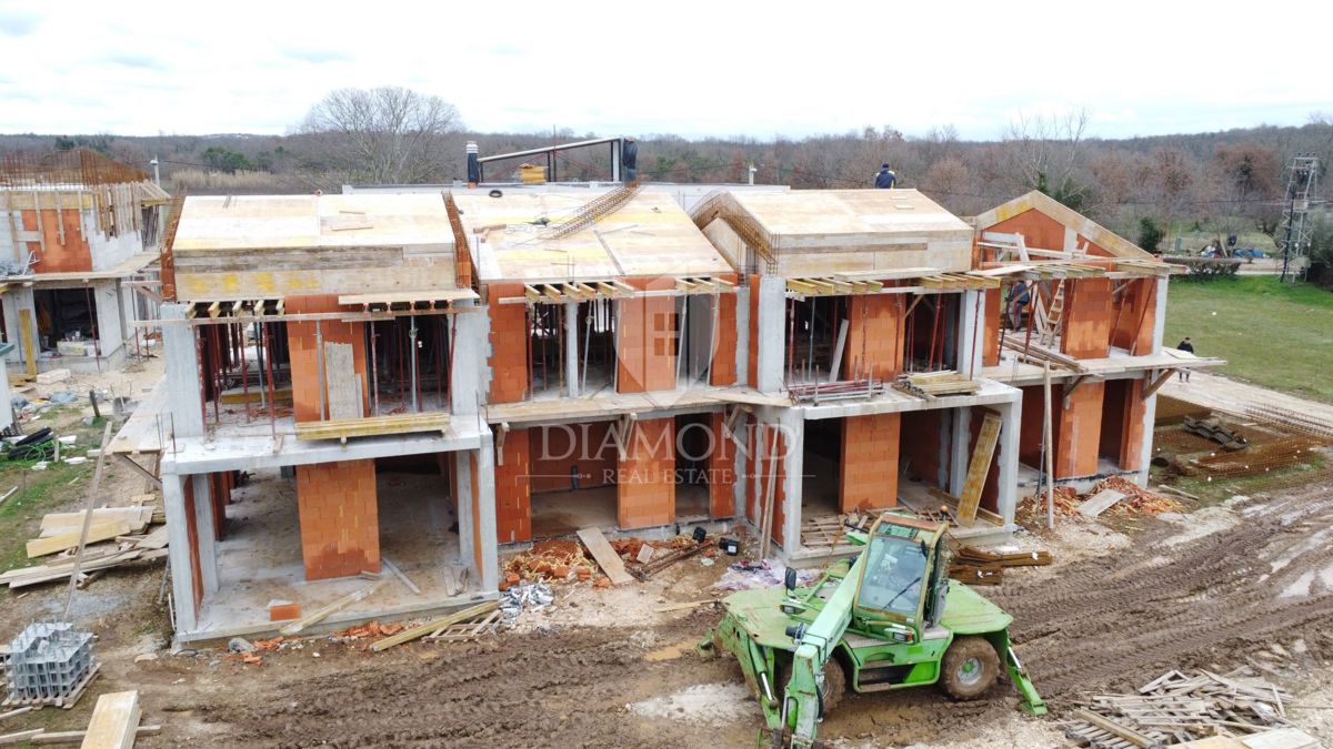 Parenzo, appartamento moderno in un nuovo edificio di qualità