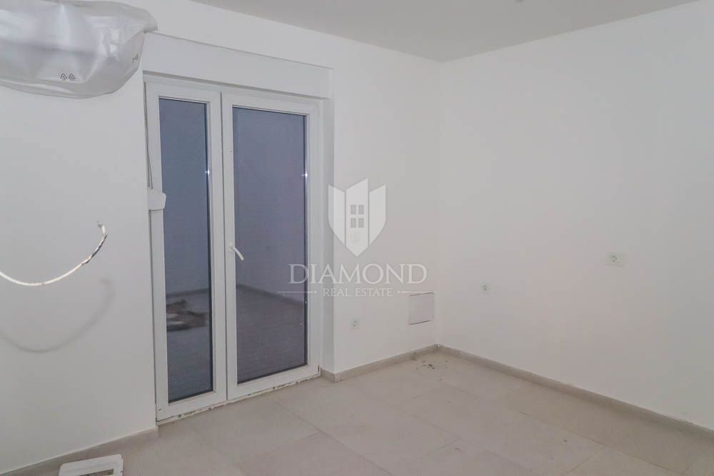 Fasana, dintorni, casa bifamiliare con vista mare