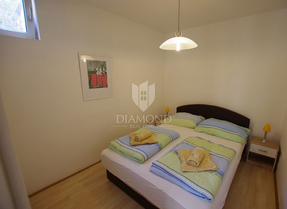 Rabac, Labin – Casa con appartamenti con vista mare